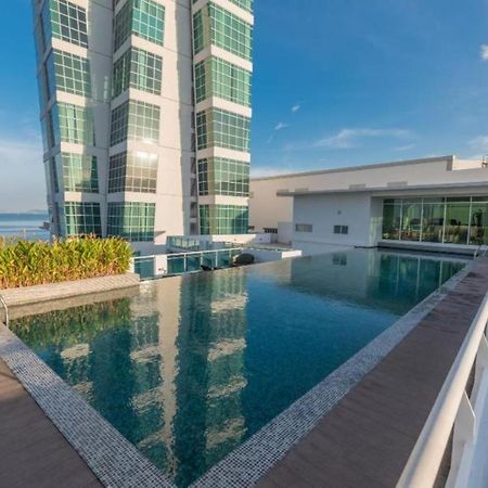 Loft Pano Seaview Suite 2 Bedroom By The Only Bnb Jelutong Екстер'єр фото