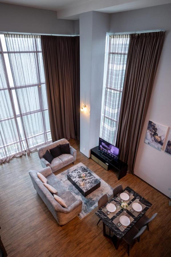 Loft Pano Seaview Suite 2 Bedroom By The Only Bnb Jelutong Екстер'єр фото