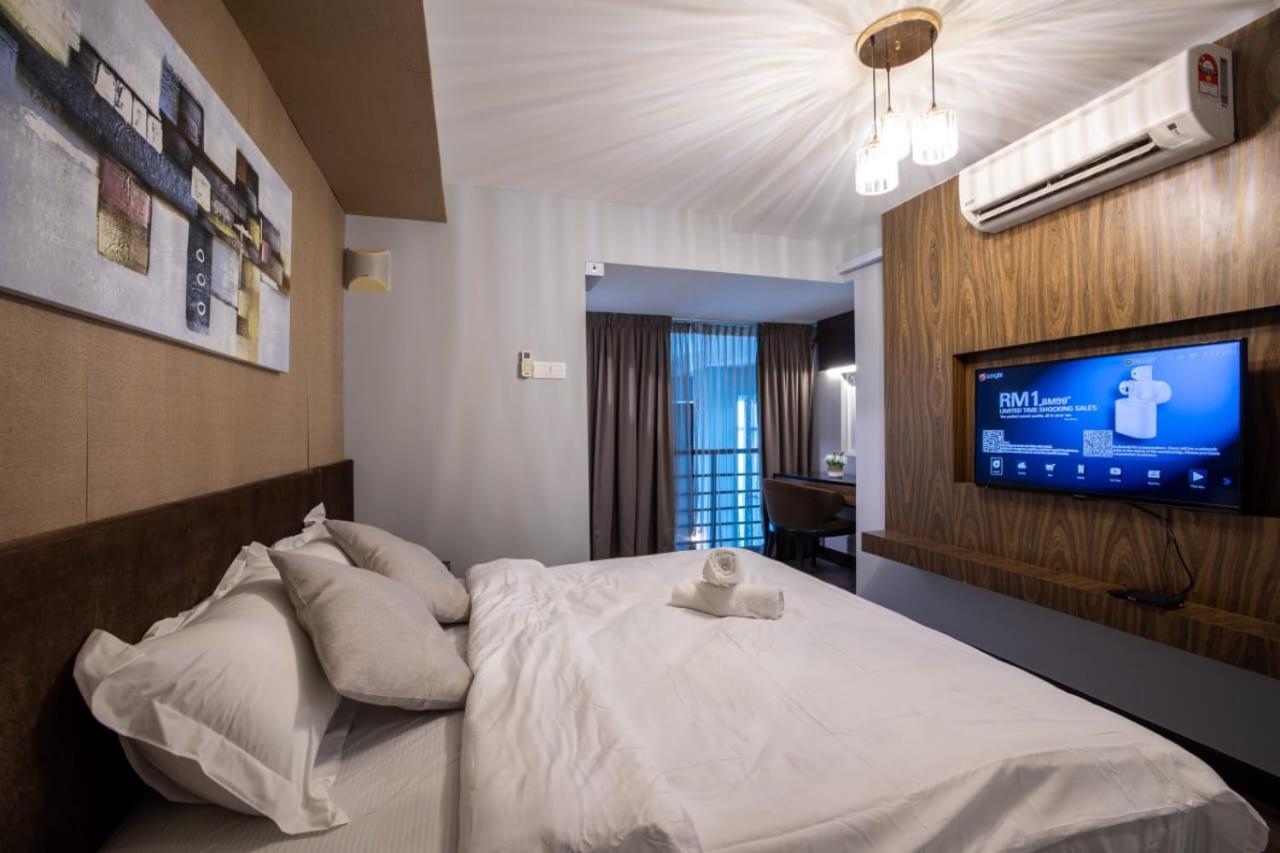 Loft Pano Seaview Suite 2 Bedroom By The Only Bnb Jelutong Екстер'єр фото