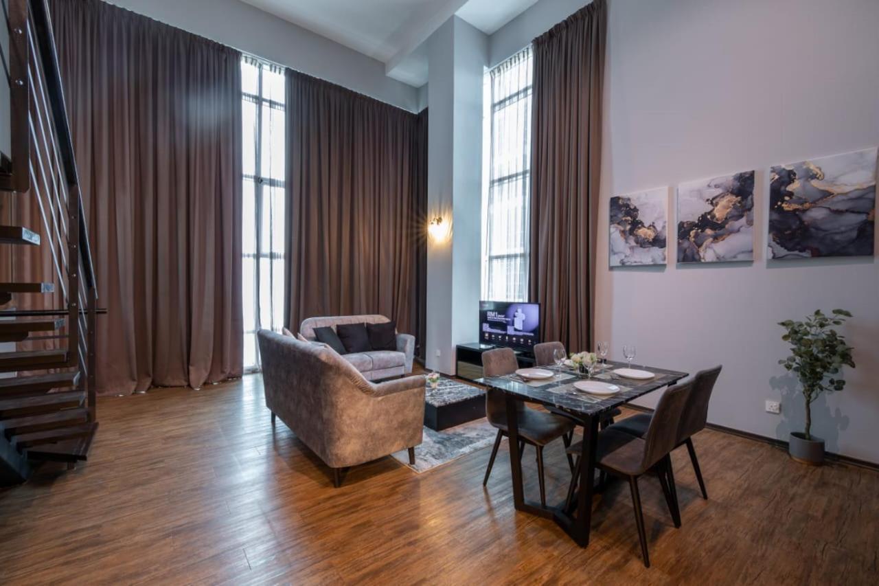 Loft Pano Seaview Suite 2 Bedroom By The Only Bnb Jelutong Екстер'єр фото