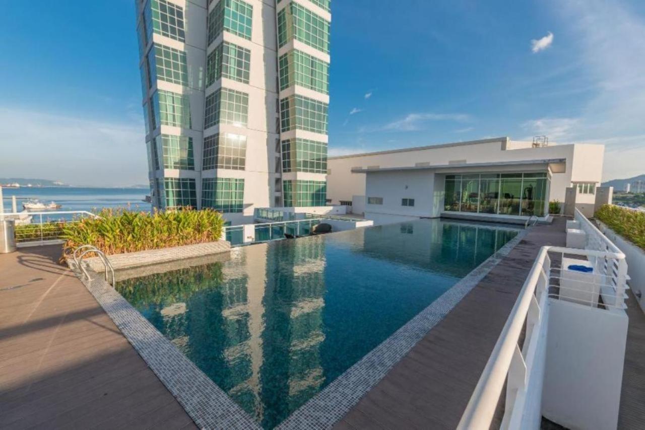 Loft Pano Seaview Suite 2 Bedroom By The Only Bnb Jelutong Екстер'єр фото